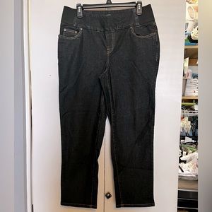 Women’s Black denim skinny jean, Sz 14W